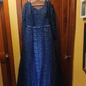 Elegant Navy Blue Maxi Dress